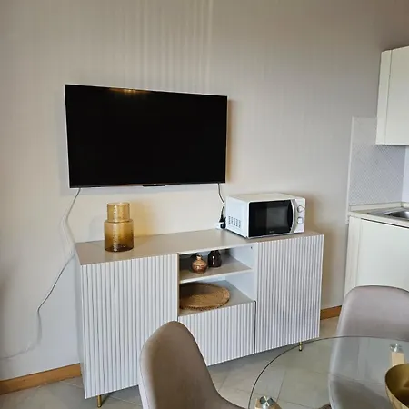 La Baia Nel Porto Санремо