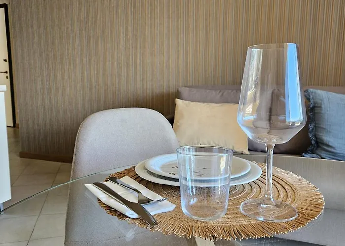 La Baia Nel Porto * סנרמו