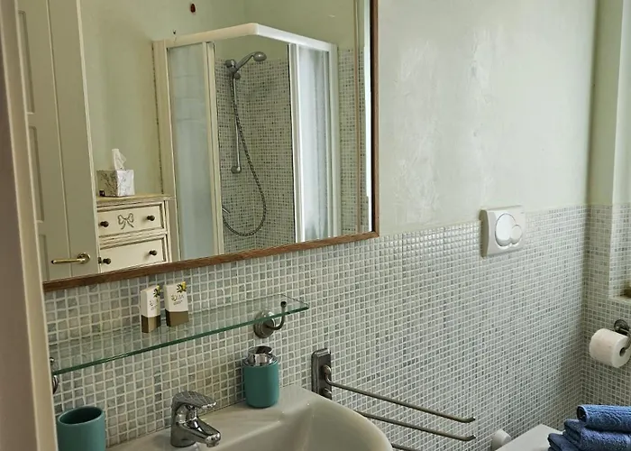 La Baia Nel Porto * סנרמו